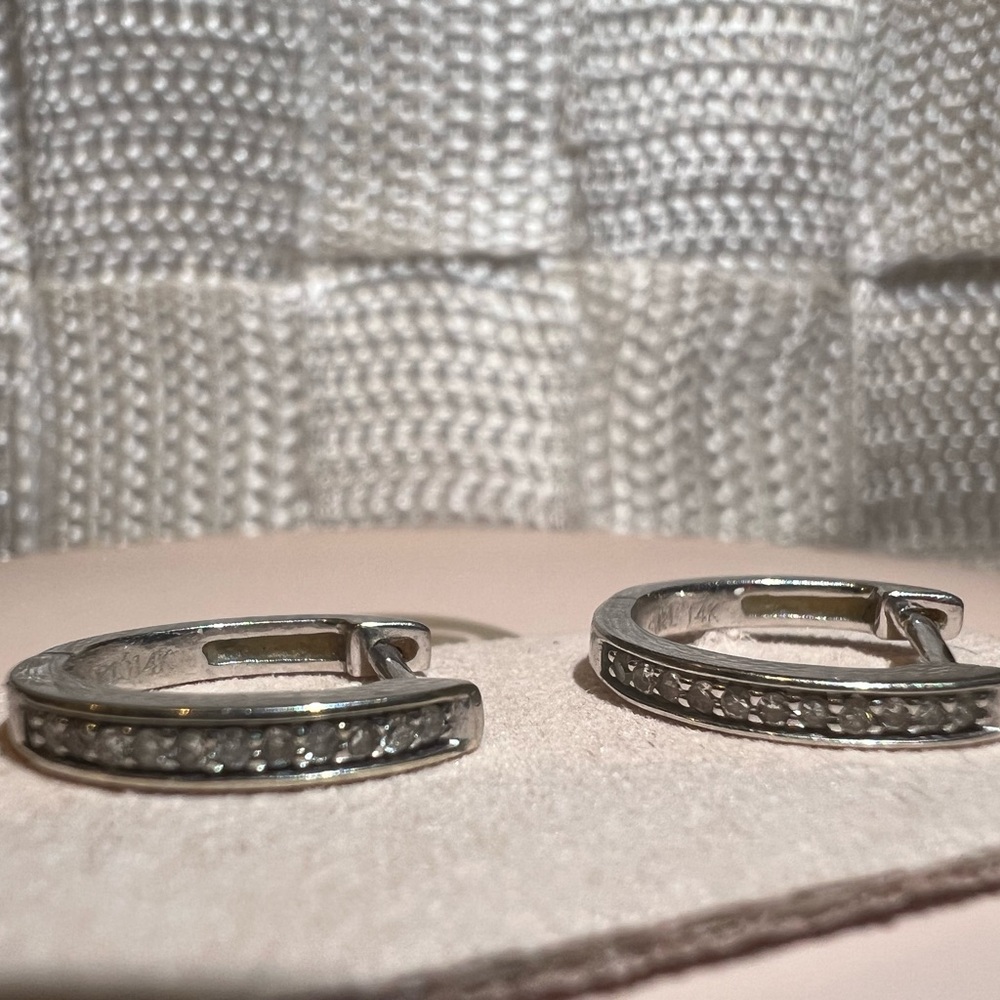 14k white gold Hoop Earrings